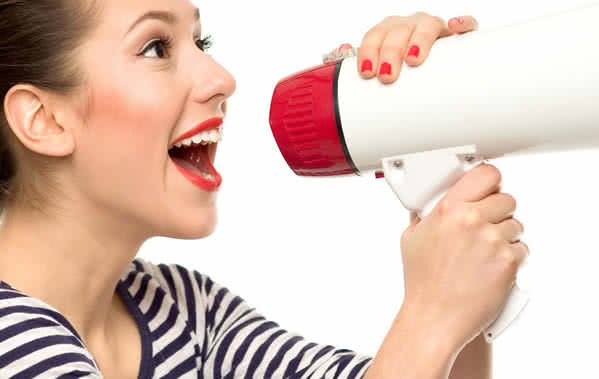 有感於每到節慶時都要發送祝福的話給眾多LINE朋友，一筆一筆地傳送，手指頭非常痠，因此，懶惰的我們開發了LINE自動群發軟體(autoS)，讓閒置中的電腦可以代為發送。身為網路鄉民之一員，我們秉持著自由開放的精神，將這套軟體免費授權給大家使用。